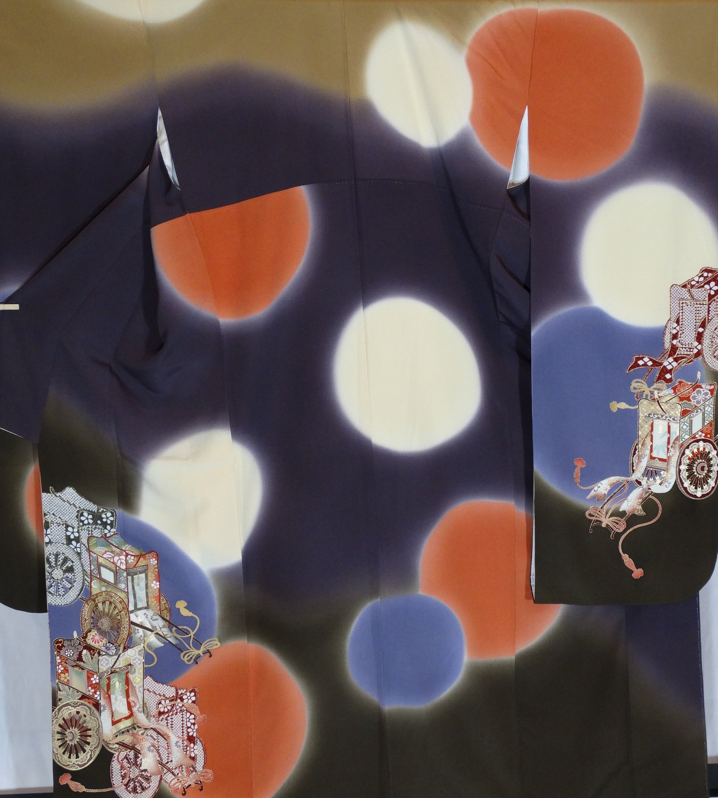 Furisode Kimono – Gosho Guruma (Imperial Carts)